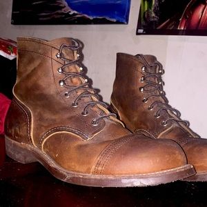 Men’s Leather Boots. Red Wing Shoes